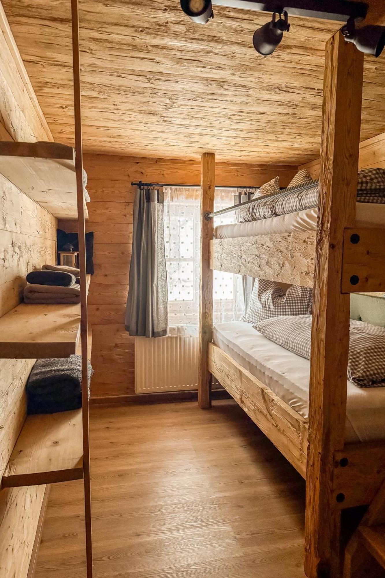 Hotel Peer Alm Navis Exterior foto